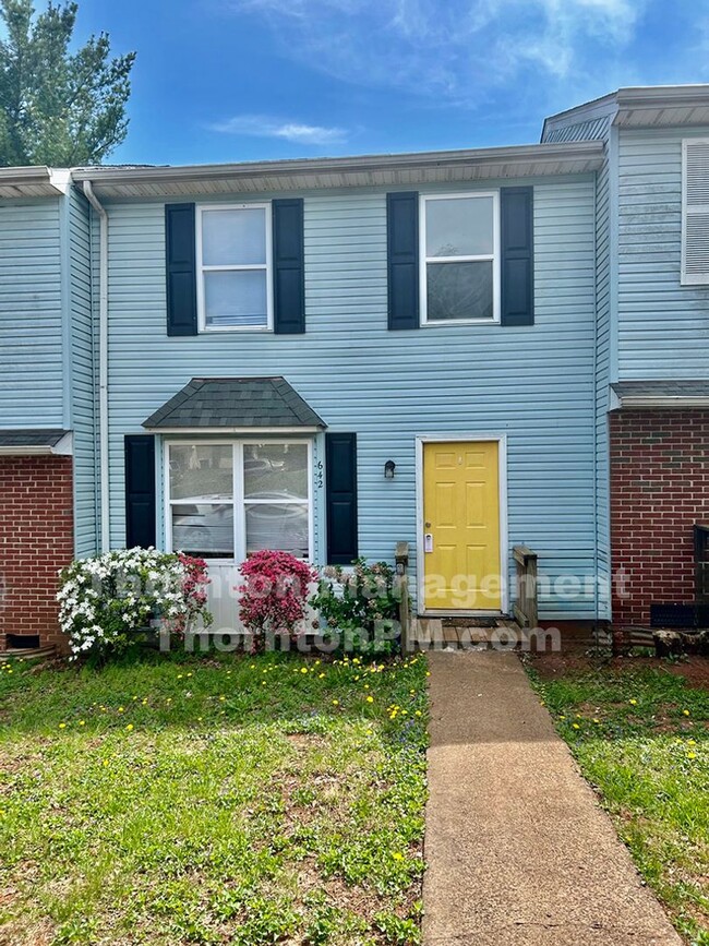 property at 642 Highview Ct