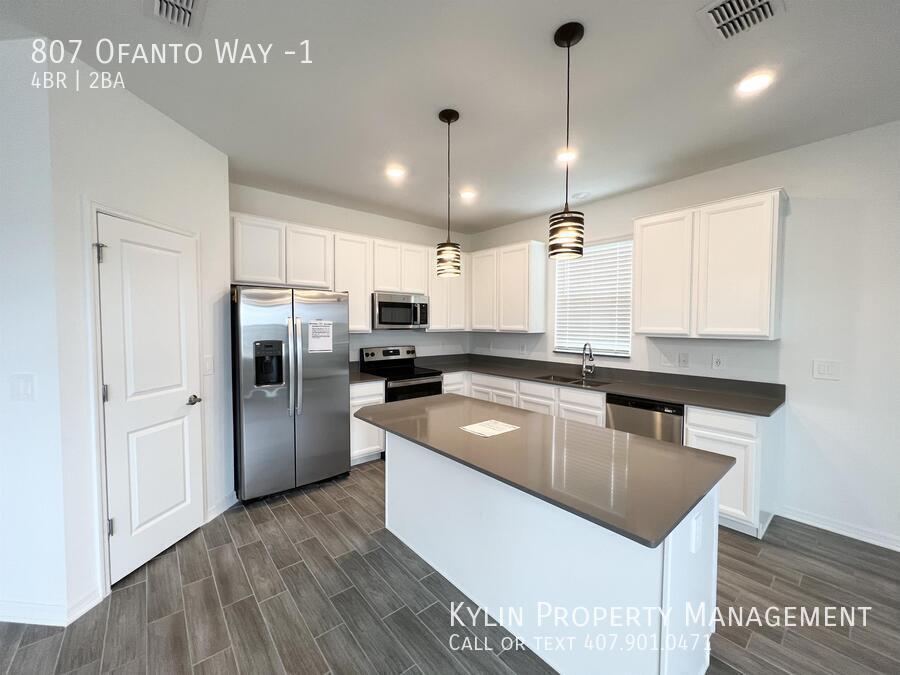 807 Ofanto Wy in Haines City, FL - Building Photo