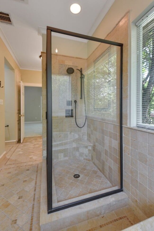 property at 701 Oaklands Dr