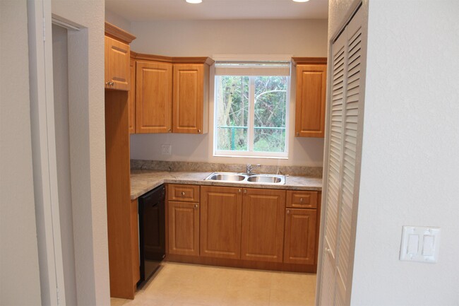 25050 SW 134th Ave in Princeton, FL - Building Photo - Building Photo