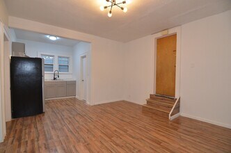 12 Lake St, Unit Apt 2 in Belleville, NJ - Building Photo - Building Photo