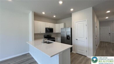 1248 Martin Rd in Breinigsville, PA - Building Photo - Building Photo