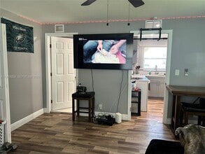 3633 SW 12th Ct in Fort Lauderdale, FL - Building Photo - Building Photo