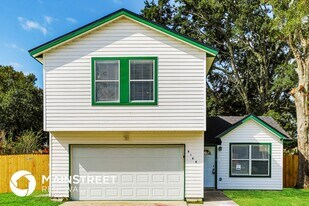 8144 Colonnade Ct W in Jacksonville, FL - Building Photo