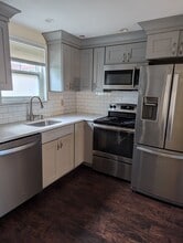 38 Chestnut Hls, Unit 38 in New Hartford, NY - Building Photo - Building Photo