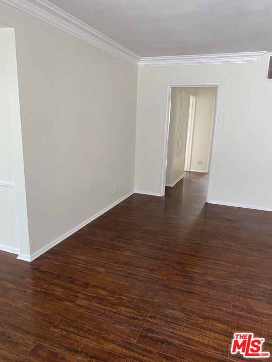 1020 S Wooster St in Los Angeles, CA - Building Photo - Building Photo