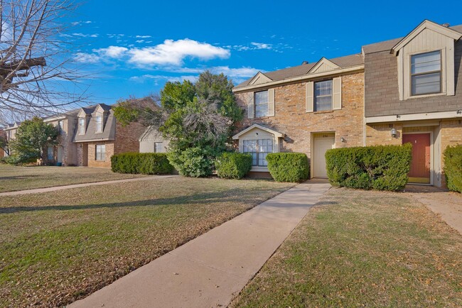 250 Washington Blvd in Abilene, TX - Foto de edificio - Building Photo