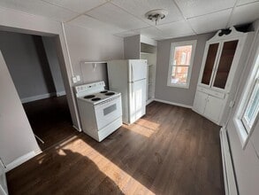 727-729 W 4th St in Williamsport, PA - Foto de edificio - Building Photo