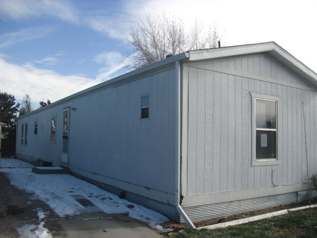 8440 Adams Way in Thornton, CO - Building Photo