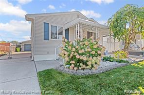 19430 Williamson St in Clinton Township, MI - Building Photo - Building Photo