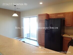 21142 E Frontier Rd in Red Rock, AZ - Building Photo - Building Photo