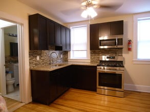 63 68th St, Unit Apt 1 in Guttenberg, NJ - Building Photo - Building Photo