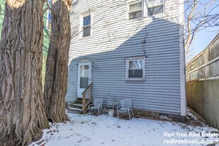 10 Gardner St, Unit 1 in Boston, MA - Building Photo