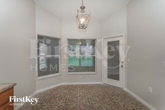 5718 Wedgefield Dr in Zephyrhills, FL - Building Photo - Building Photo