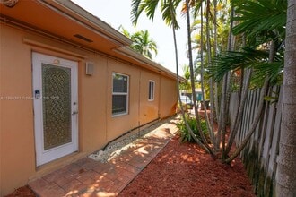 1215 NE 16th Ave in Fort Lauderdale, FL - Building Photo - Building Photo