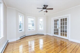 9 Lapham St in Medford, MA - Building Photo - Building Photo