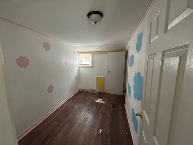 property at 1919 Duncan St