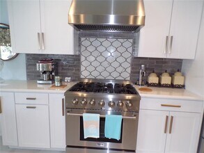 2810 Via Paloma Dr in Punta Gorda, FL - Building Photo - Building Photo