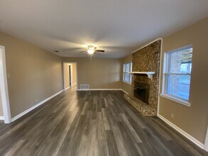 2 Knightsbridge Pl in Texarkana, TX - Building Photo - Building Photo