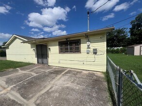 5300 Ira St in Haltom City, TX - Building Photo - Building Photo