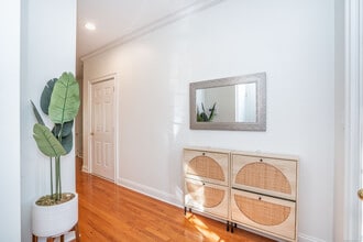 47 Park Pl Cir in West Hartford, CT - Building Photo - Building Photo