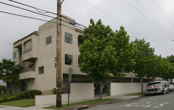 1700 Orizaba Ave in Long Beach, CA - Building Photo - Lobby