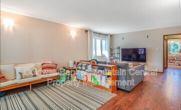 11628-11691 91 St NW in Edmonton, AB - Building Photo - Building Photo