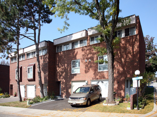 52-58 Sebastian Cabotway in Toronto, ON - Building Photo - Primary Photo