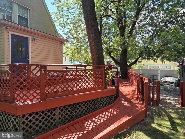 property at 24 Admiral Blvd