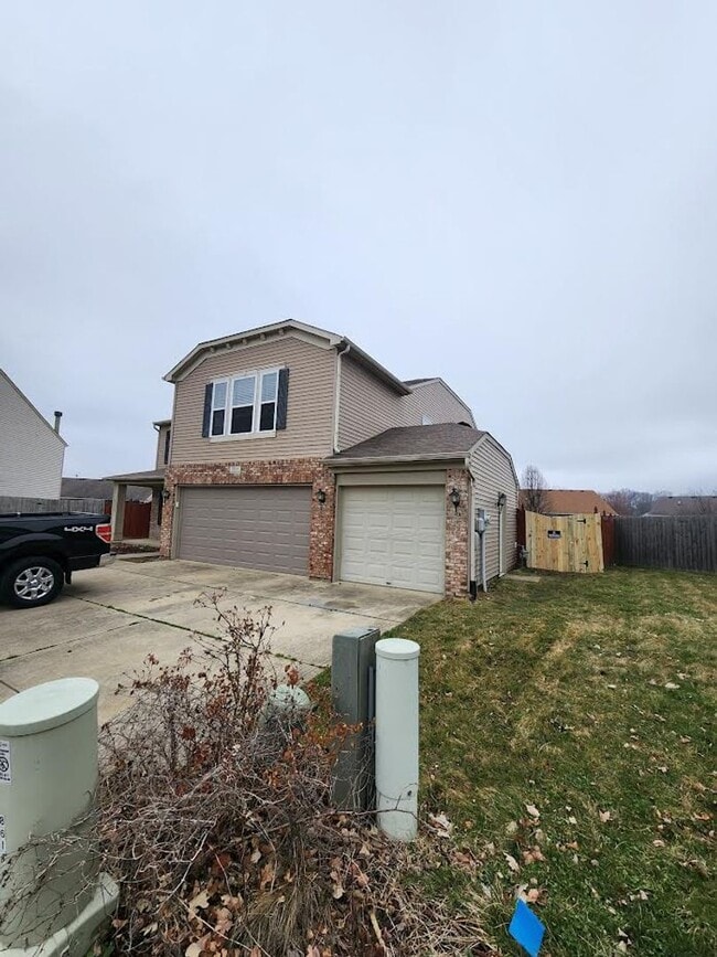 8614 Hopewell Ct in Indianapolis, IN - Building Photo - Building Photo