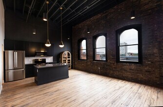 The Produce Lofts in Toledo, OH - Foto de edificio - Building Photo