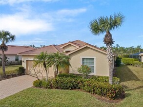 7959 Princeton Dr in Naples, FL - Building Photo - Building Photo