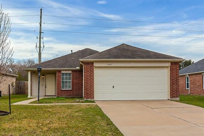 7143 Chickory Woods Ln