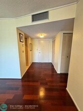 4990 E Sabal Palm Blvd in Tamarac, FL - Building Photo - Building Photo