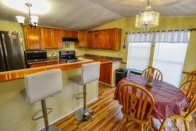 12366 Ailanthus Dr in Pensacola, FL - Foto de edificio - Building Photo