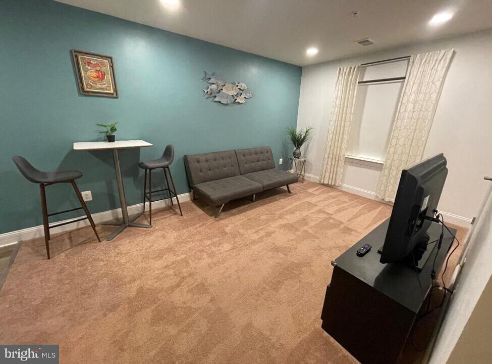 4401 Cherry Way Photo