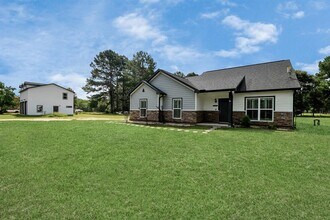 1924 Stringtown Rd in Shepherd, TX - Building Photo - Building Photo