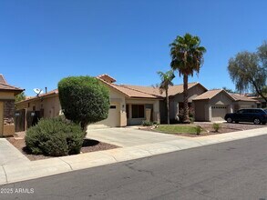 12542 W Honeysuckle St in Litchfield Park, AZ - Building Photo - Building Photo