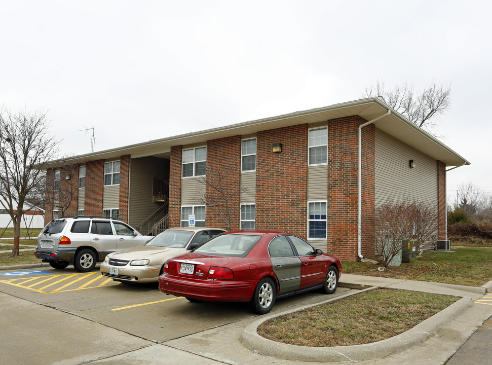 Bolivar Fields in Bolivar, MO - Foto de edificio