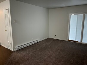 4601 S Martin Luther King Jr Blvd, Unit 1 in Lansing, MI - Building Photo - Building Photo