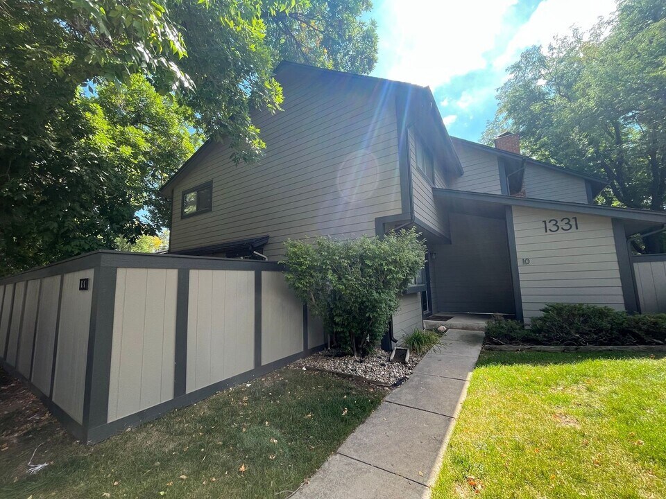1331 Birch St in Fort Collins, CO - Building Photo