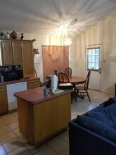 4508 15th St in Bacliff, TX - Foto de edificio - Building Photo