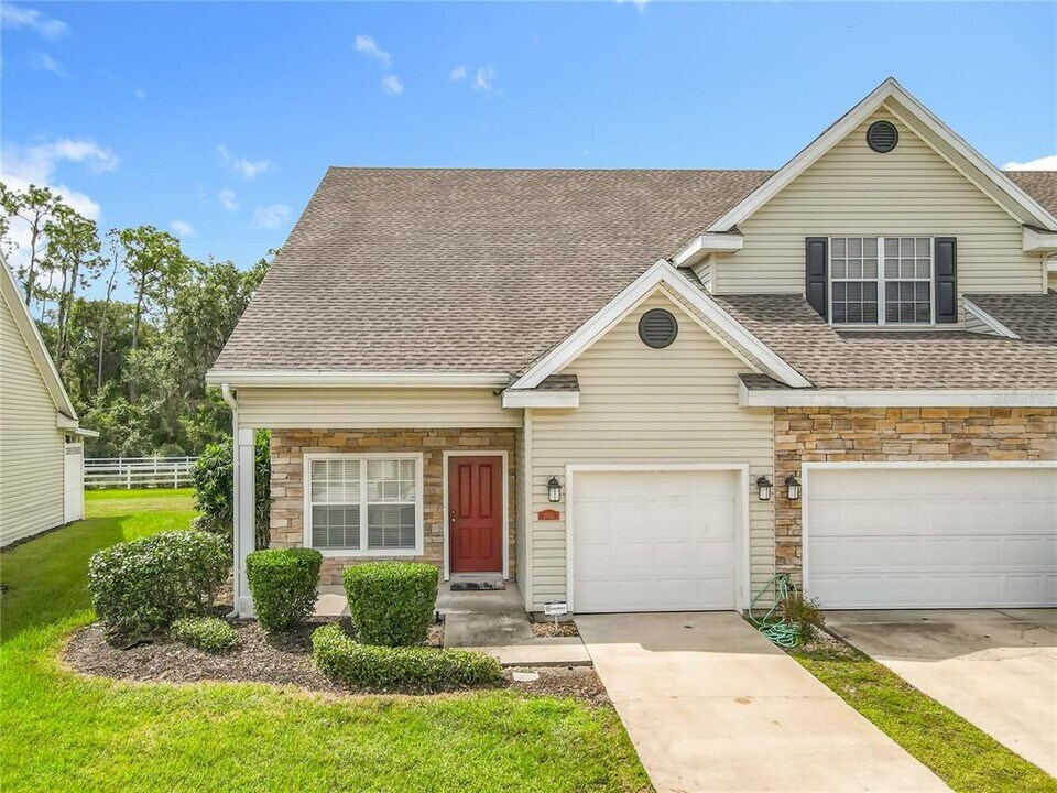 2051 Winterset Dr in Lakeland, FL - Building Photo