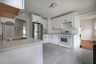 55 Myrtle Ave in Bridgeport, CT - Building Photo - Building Photo