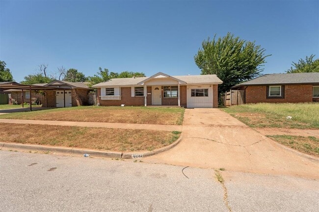 5221 Foster Dr in Oklahoma City, OK - Foto de edificio - Building Photo