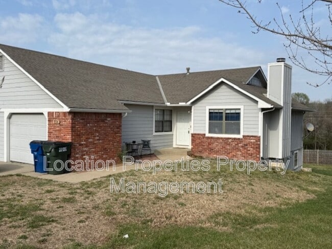 property at 934 Alma Dr