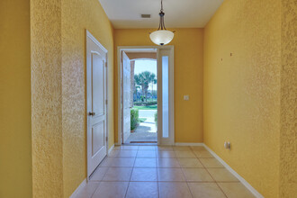 295 River Bluff Ln in Royal Palm Beach, FL - Building Photo - Building Photo