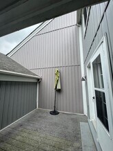 20705 Highland Hall Dr in Gaithersburg, MD - Building Photo - Building Photo