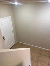 3221 Green Ice Ave in North Las Vegas, NV - Building Photo - Building Photo