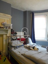 88 Brook St, Unit 1 in Brookline, MA - Foto de edificio - Building Photo